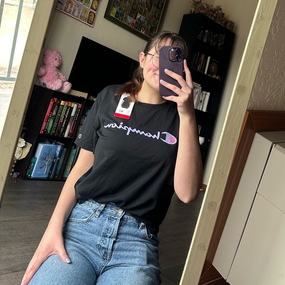 NWT champion tee size M - Picture 5 of 5